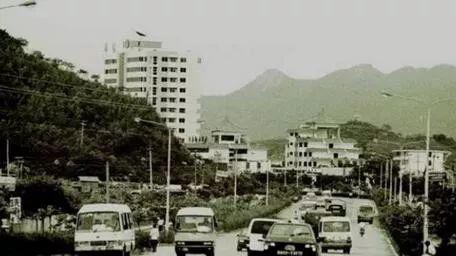 �z��1994��3�������ڵ�������·�M(j��n)�������Ѕ^(q��)��·�������ֻ��ش��T�ڸ���