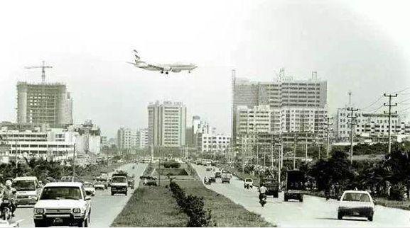 �z��1999��3�º������m�C(j��)������֮ǰ�����ڙC(j��)��߀���Ѕ^(q��)��(n��i)��λ�ڬF(xi��n)�ڵć��d���