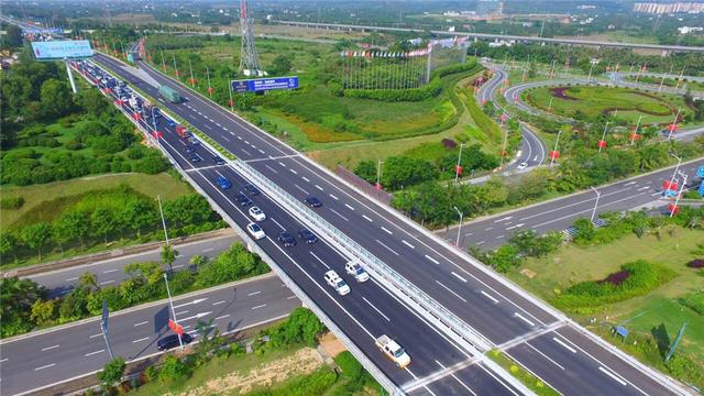 ���ϭh(hu��n)�u��·